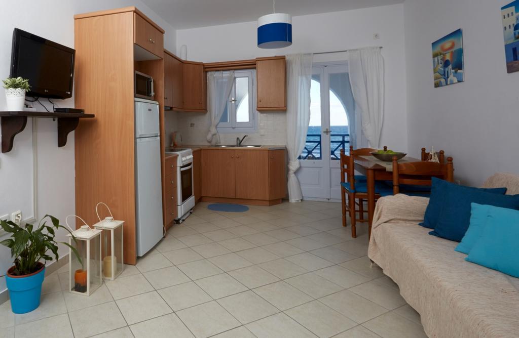 Rodothea And Adams On The Beach, Santorini Monolithos Exterior photo